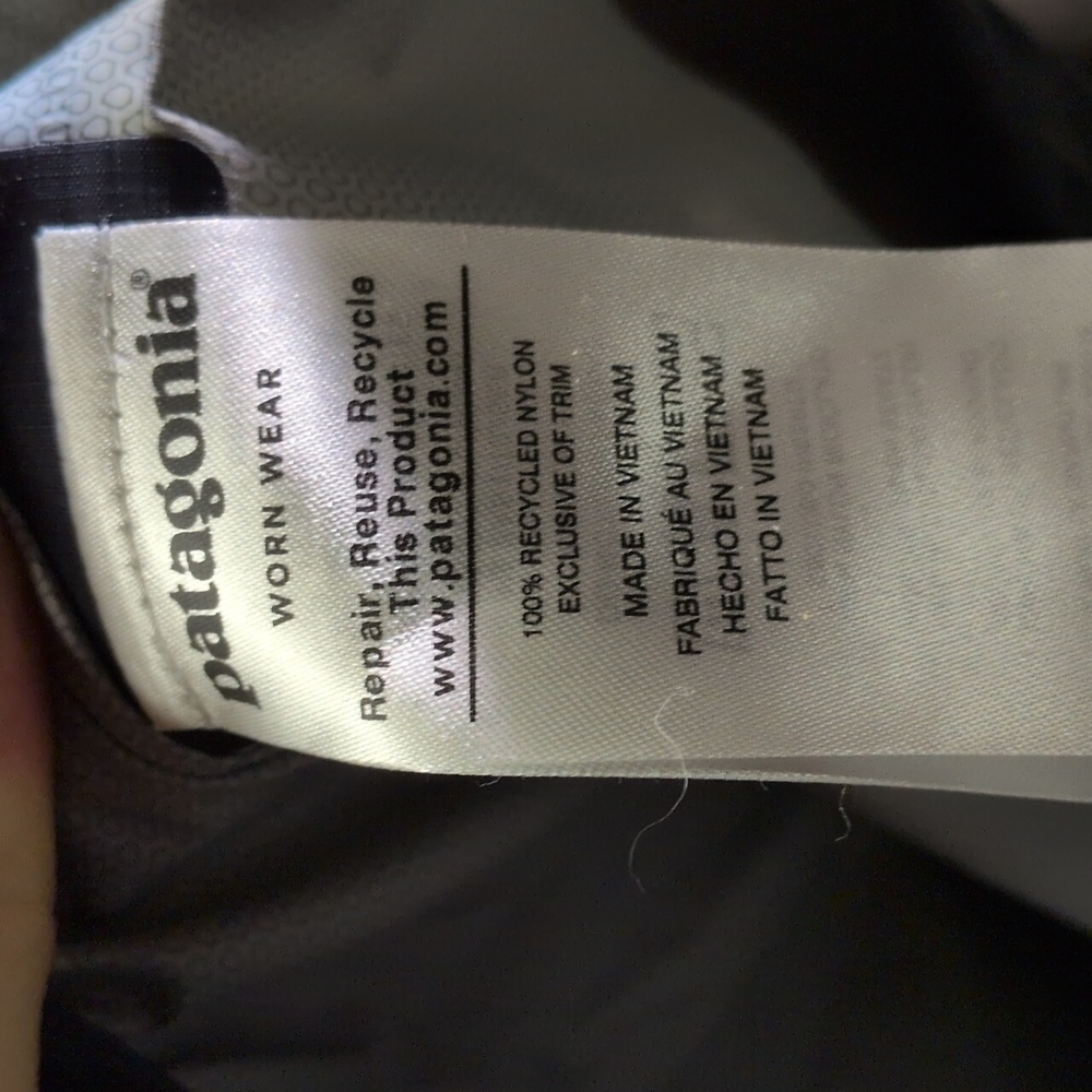 NEW Patagonia Torrentshell Rain Jacket Size XL Smokey Violet H2No Shell - Picture 7 of 8